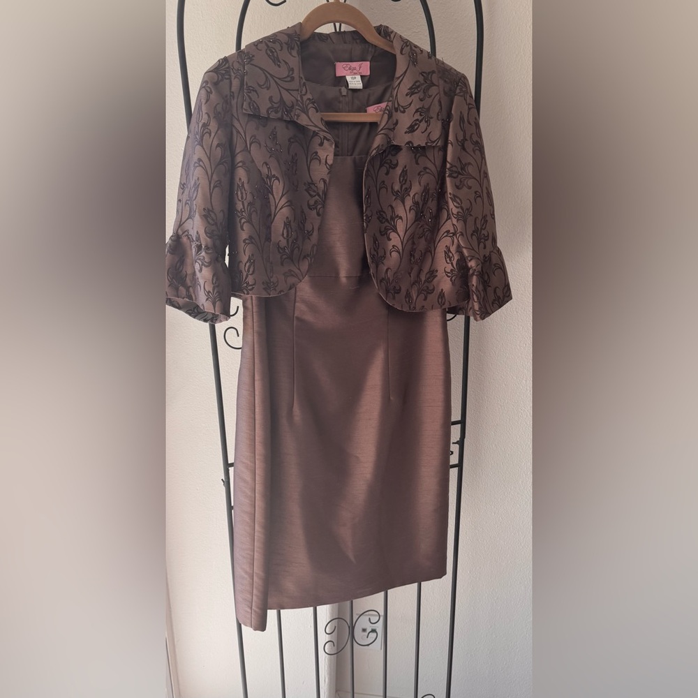 Eliza J Bronze Metallic Dress &l Embroidered Bolero Set | Size 10P - Formal